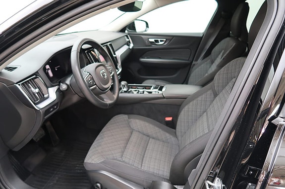 Volvo V60 4 of 14