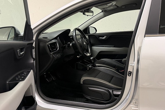 Kia Stonic 7 of 29