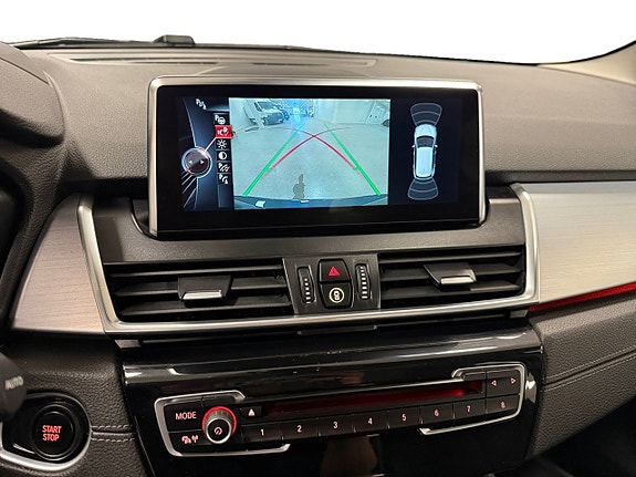 BMW 225xe 13 of 18