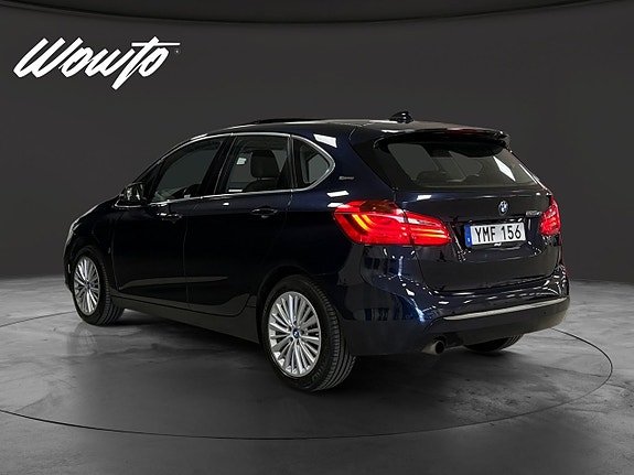 BMW 225xe 6 of 18