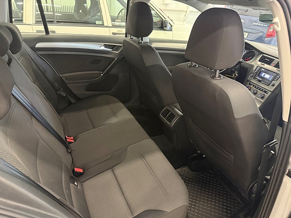 Volkswagen Golf I 18 of 24