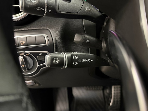 Mercedes-Benz GLC63 16 of 18