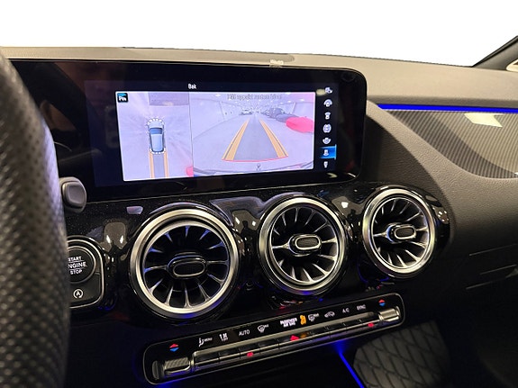 Mercedes-Benz GLA45 15 of 17