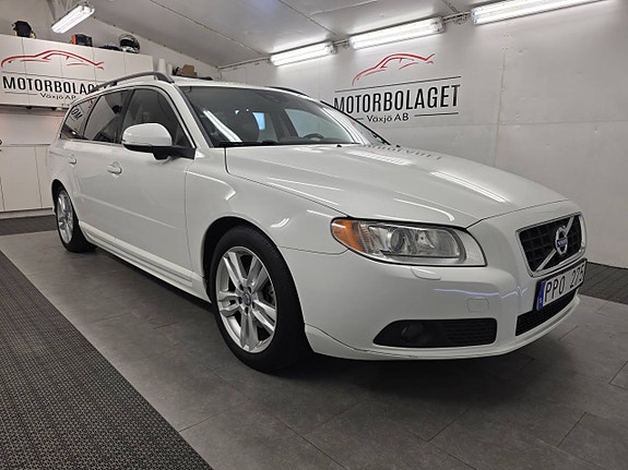Volvo v70 D4 Man *Fas2 2013 Skinn* Atraktor 3 of 11