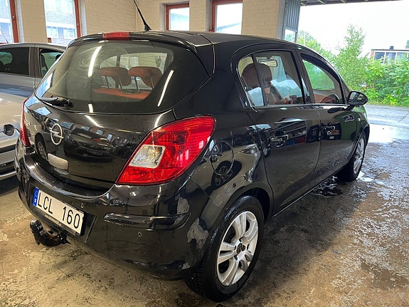 Opel Corsa 3 of 18