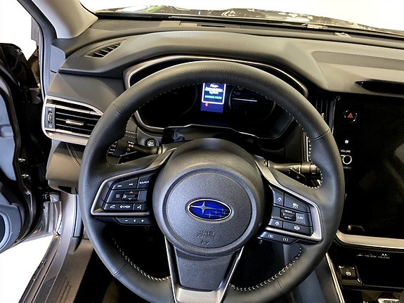 Subaru Outback 7 of 15