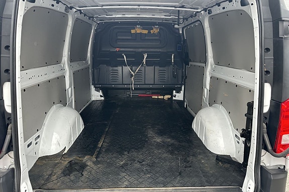Mercedes-Benz Vito 114 25 of 27