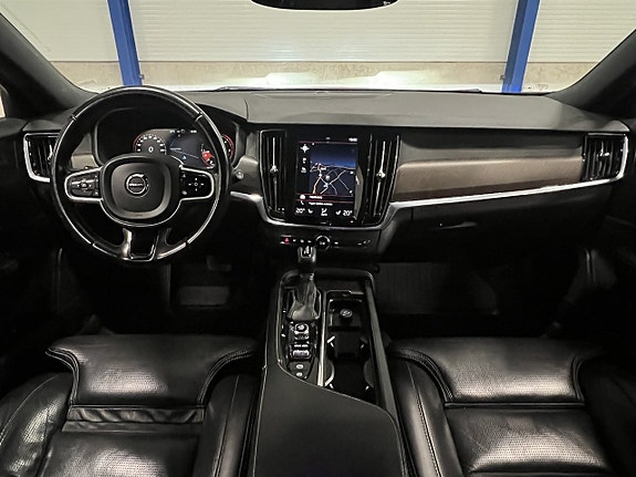 Volvo V90 Cross Country 17 of 26