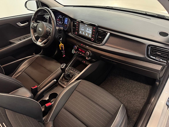 Kia Rio 13 of 23