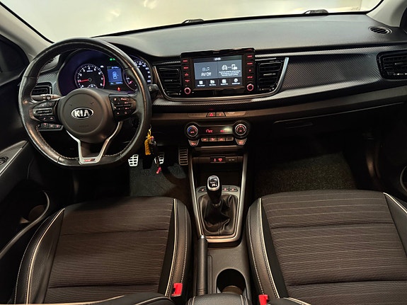 Kia Rio 15 of 23