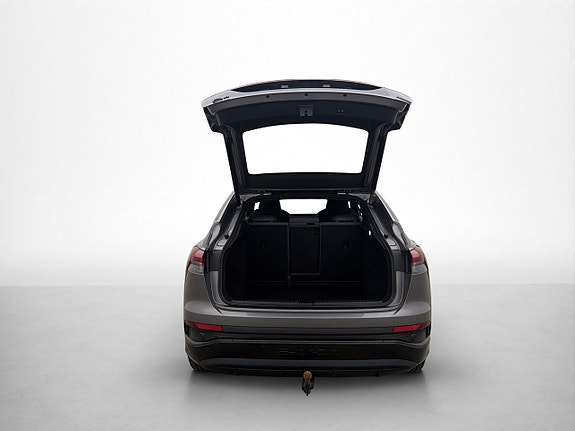 Audi Q4 e-tron 28 of 30