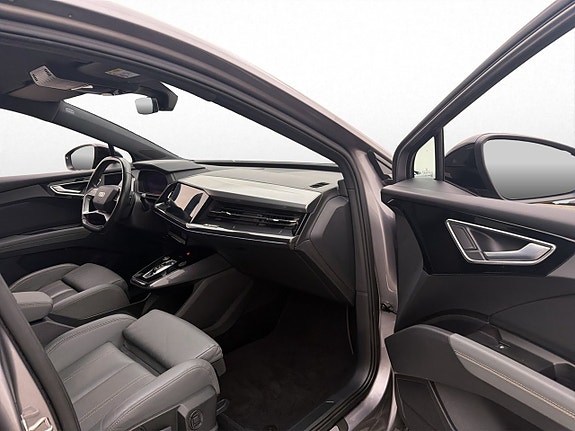 Audi Q4 e-tron 26 of 30