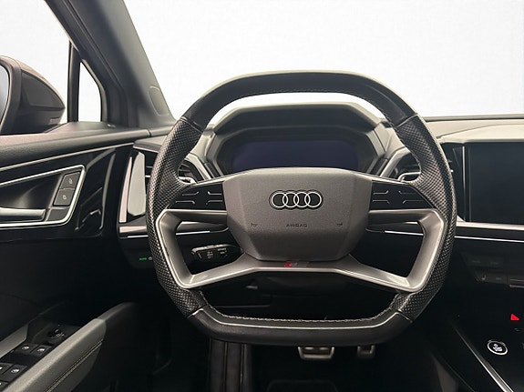 Audi Q4 e-tron 15 of 30