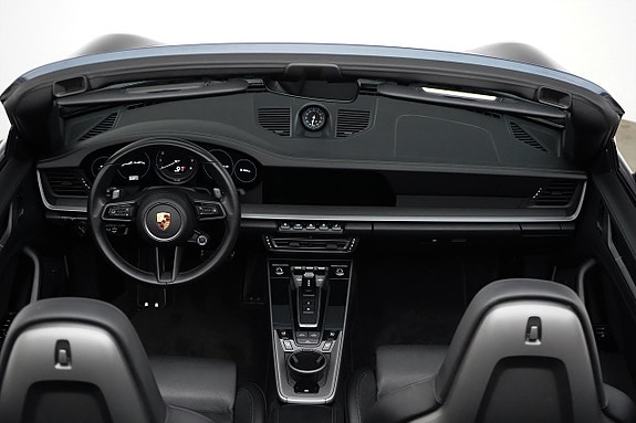 Porsche 911 11 of 30
