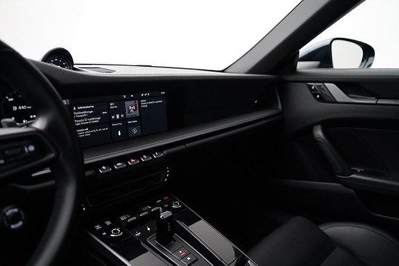 Porsche 911 15 of 30