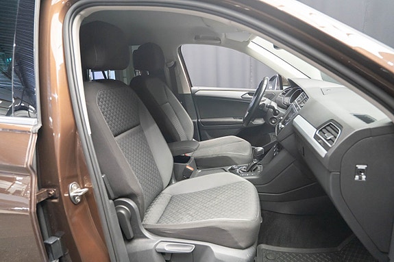 Volkswagen Tiguan 15 of 21