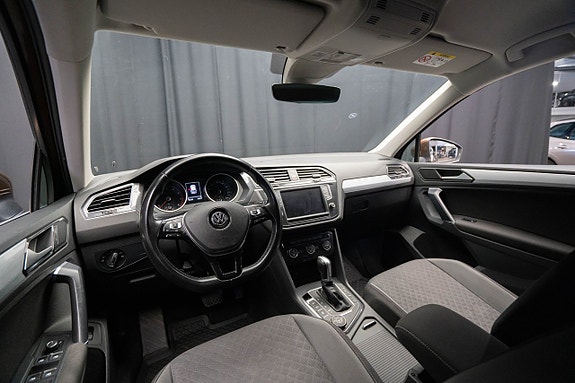 Volkswagen Tiguan 10 of 21