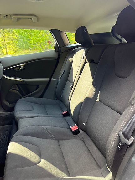 Volvo V40 6 of 10