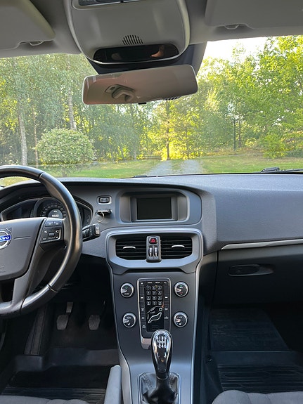 Volvo V40 9 of 10