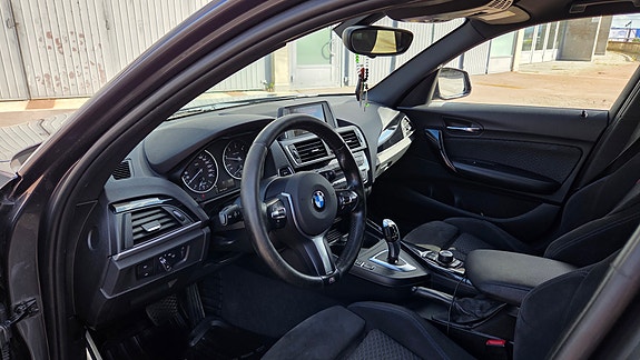 BMW 118d 5 of 6