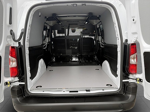 Peugeot Partner 15 of 15