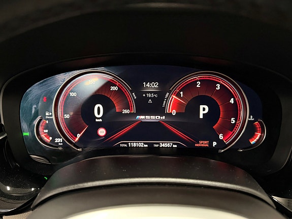 BMW M550d 24 of 30