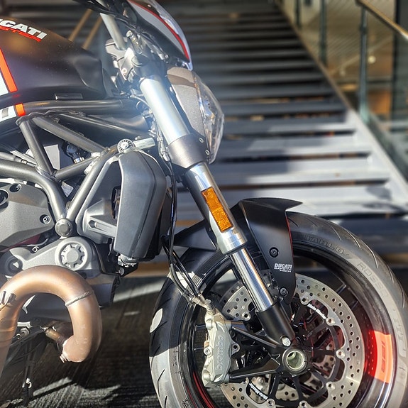 Ducati Monster 821 Euro 4 3 of 4