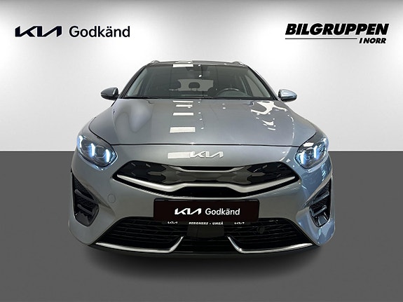 Kia Ceed 2 of 15