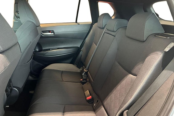 Toyota Corolla Cross 13 of 21