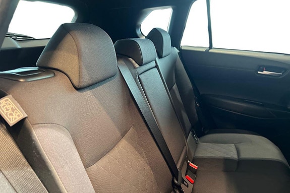 Toyota Corolla Cross 9 of 21