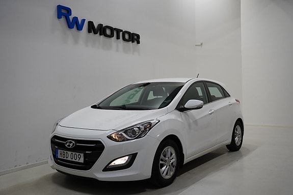 Hyundai i30 2 of 17