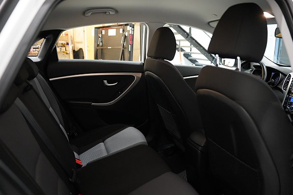 Hyundai i30 16 of 17