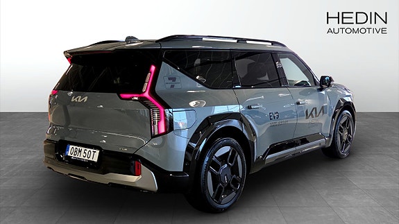 Kia EV9 2 of 13