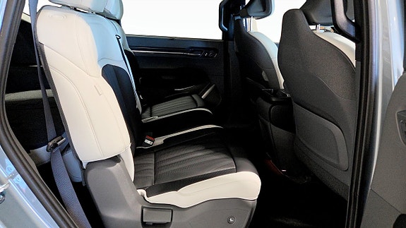 Kia EV9 5 of 13
