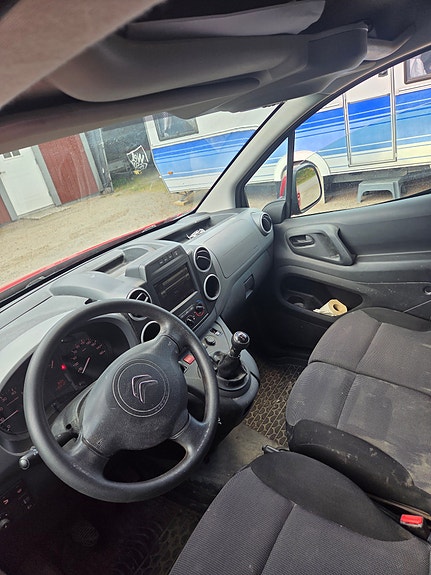 Citroen Berlingo 2 of 7