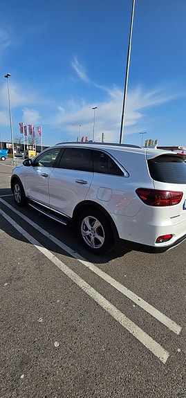 Kia Sorento 5 of 13