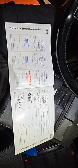 Kia Sorento 8 of 13