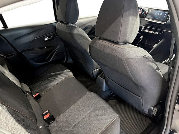 Peugeot 208 14 of 17