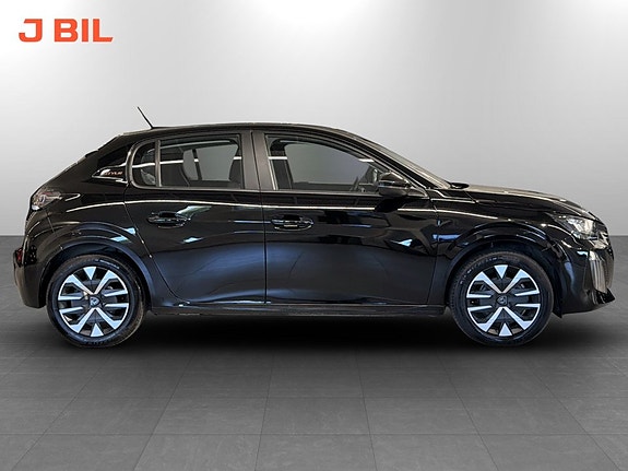 Peugeot 208 15 of 17