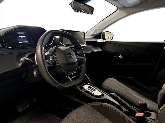 Peugeot 208 5 of 17