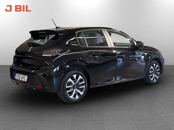 Peugeot 208 3 of 17