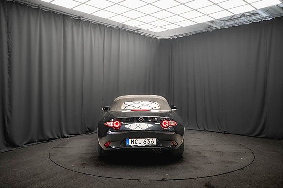 Mazda MX-5 7 of 15