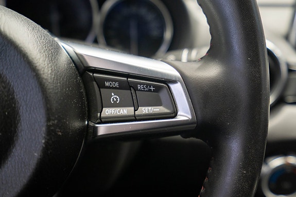 Mazda MX-5 12 of 15