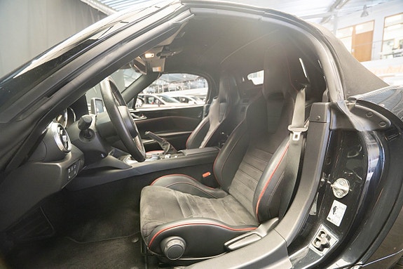 Mazda MX-5 10 of 15