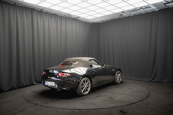 Mazda MX-5 6 of 15