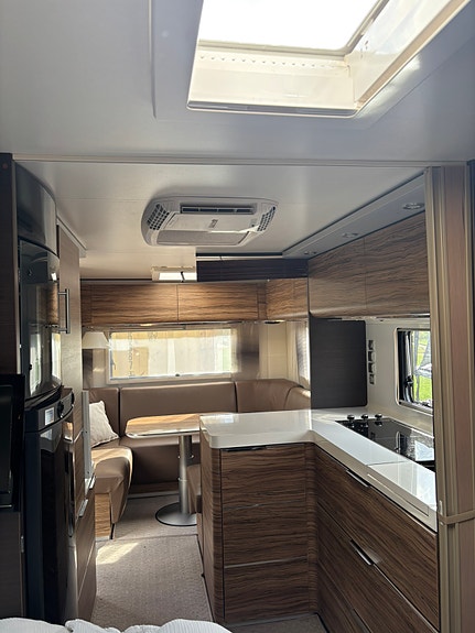 Adria Astella Glam 563PU ALDE, AC, MOVER 2 of 22