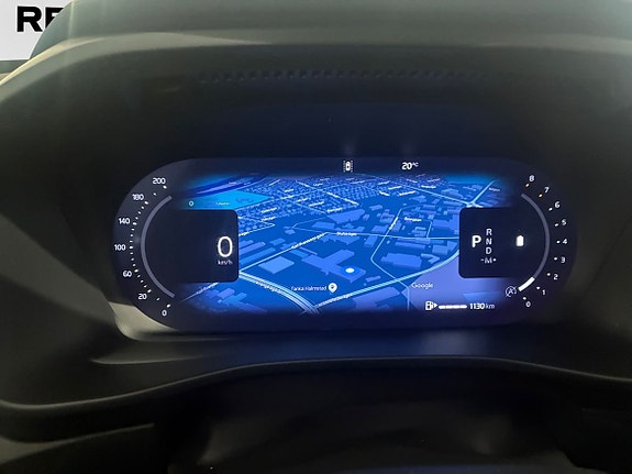 Volvo XC40 12 of 15