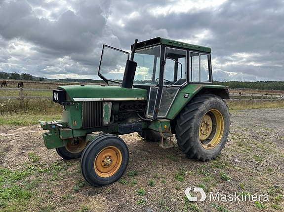 Traktor John Deere 3130