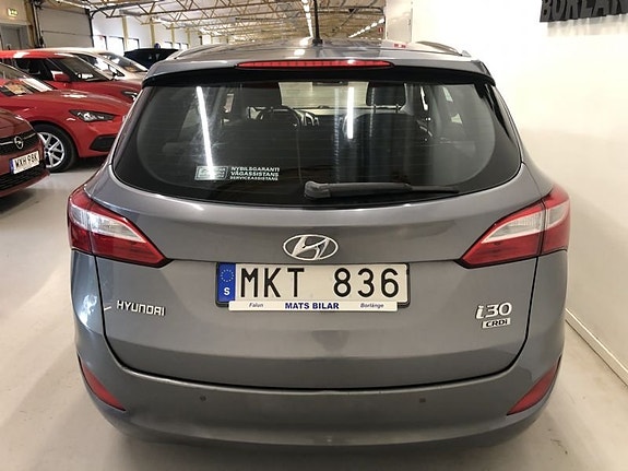 Hyundai i30 4 of 9