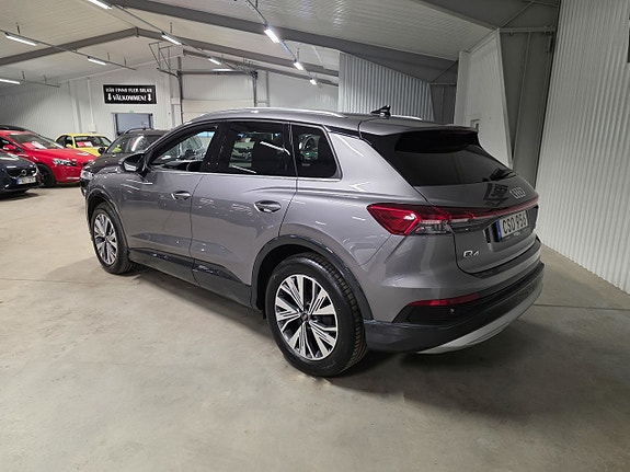 Audi Q4 e-tron 5 of 11